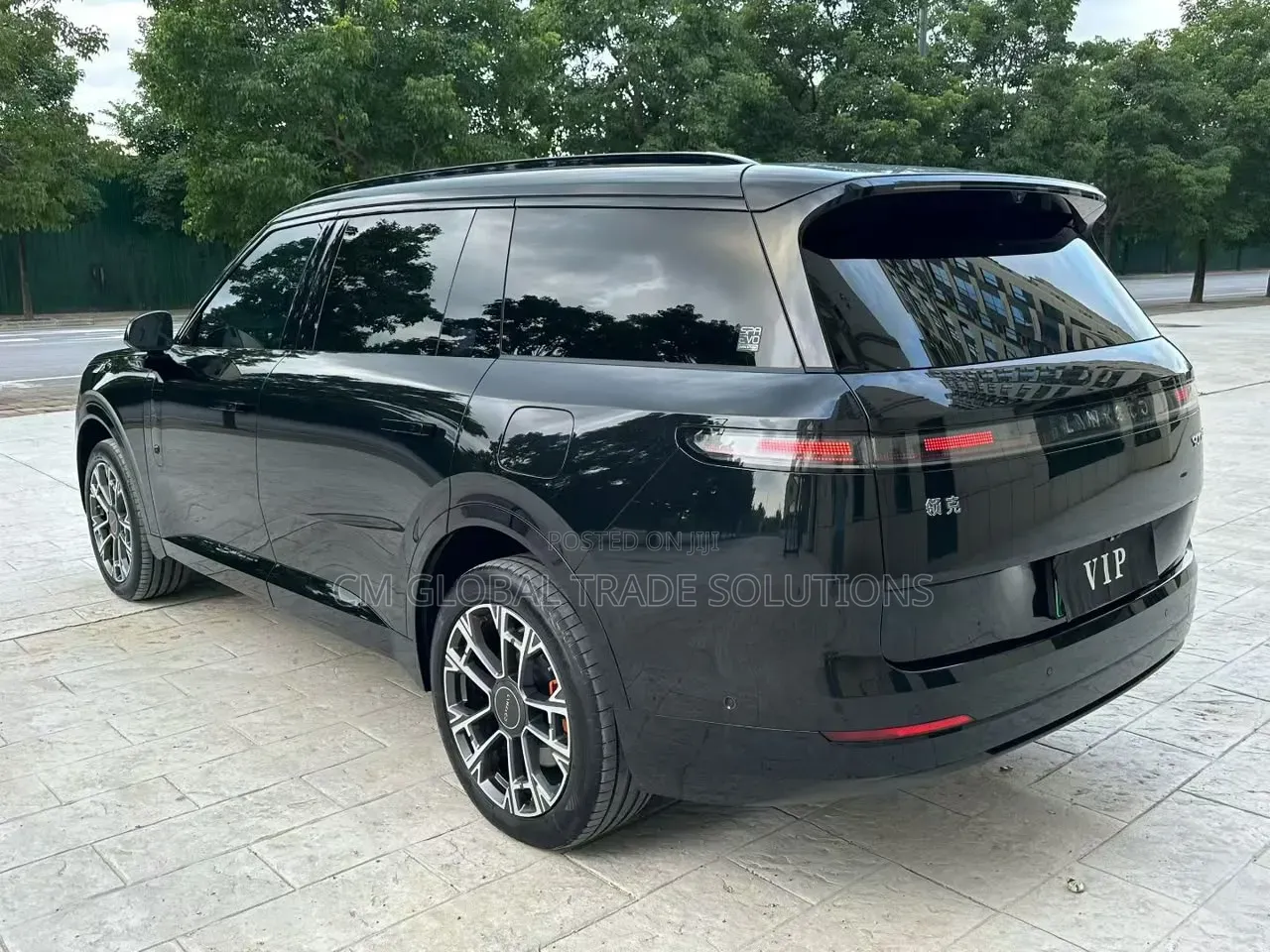 New Lynk & Co 900 2025 Black