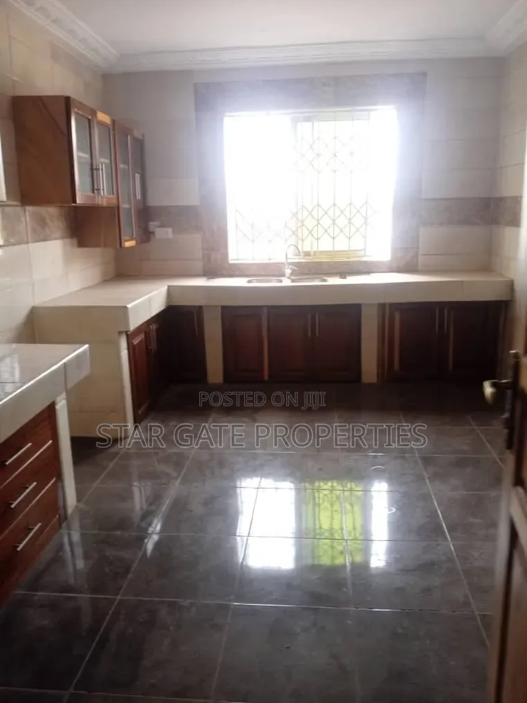 3bdrm Apartment in Sawaba, Kumasi Metropolitan for rent