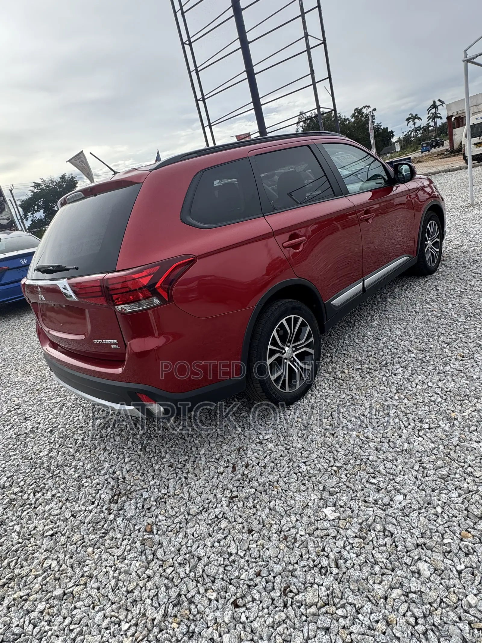 Mitsubishi Outlander 2017 Red