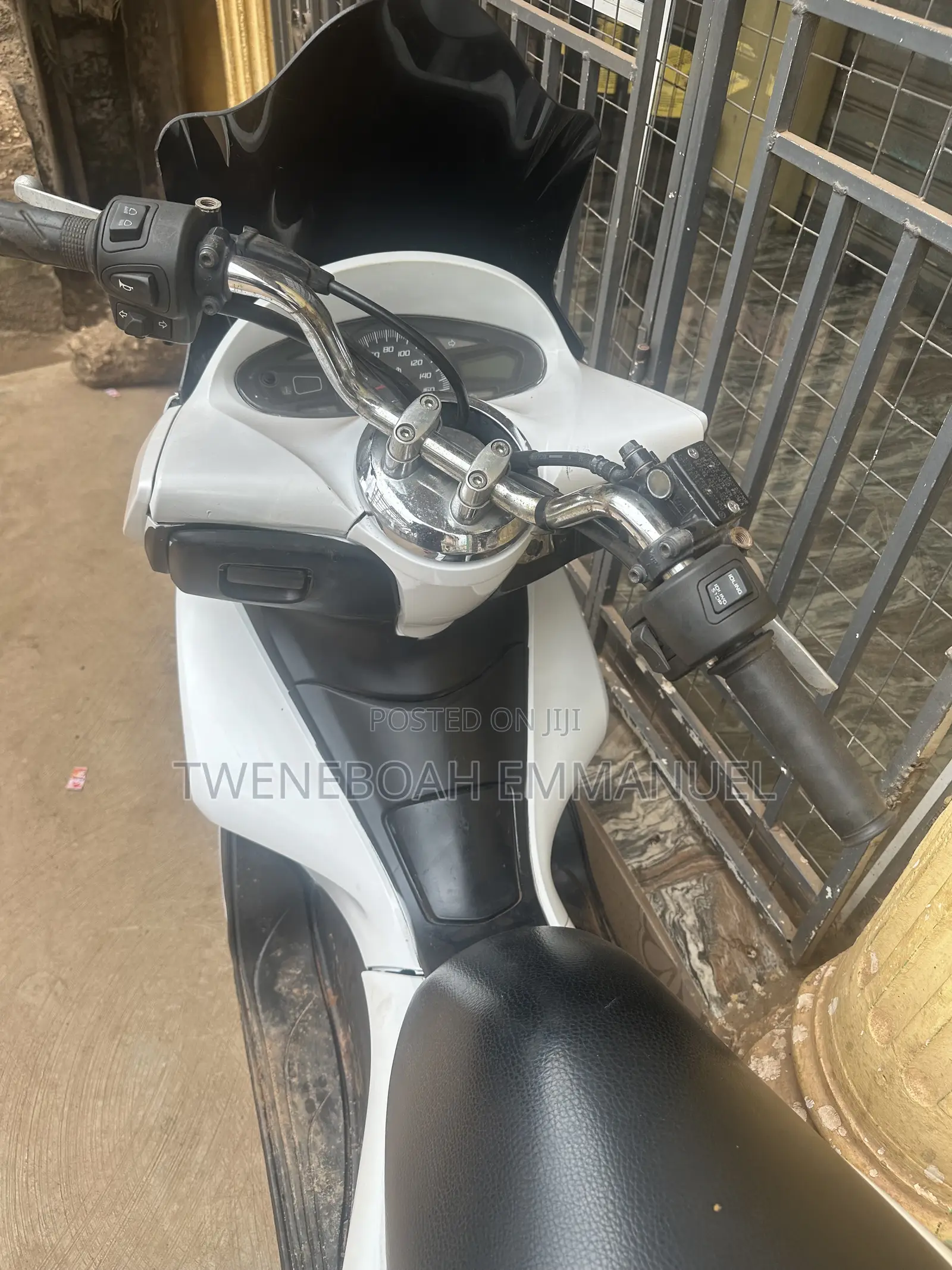 Honda 2022 White