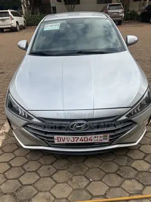Hyundai Elantra SEL 2019 Silver