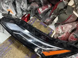 Nissan Roque 2022 Top Headlight