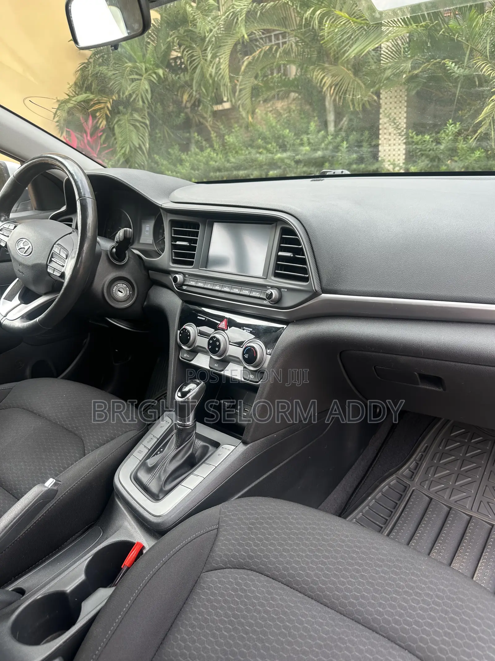 Hyundai Elantra SEL 2019 Silver