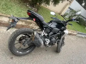 Honda CB 2024 Black