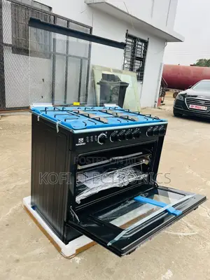 An Equipped 5 Burner Nasco Gas Cooker With Grill
