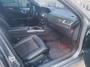 Mercedes-Benz E220 2013 Silver