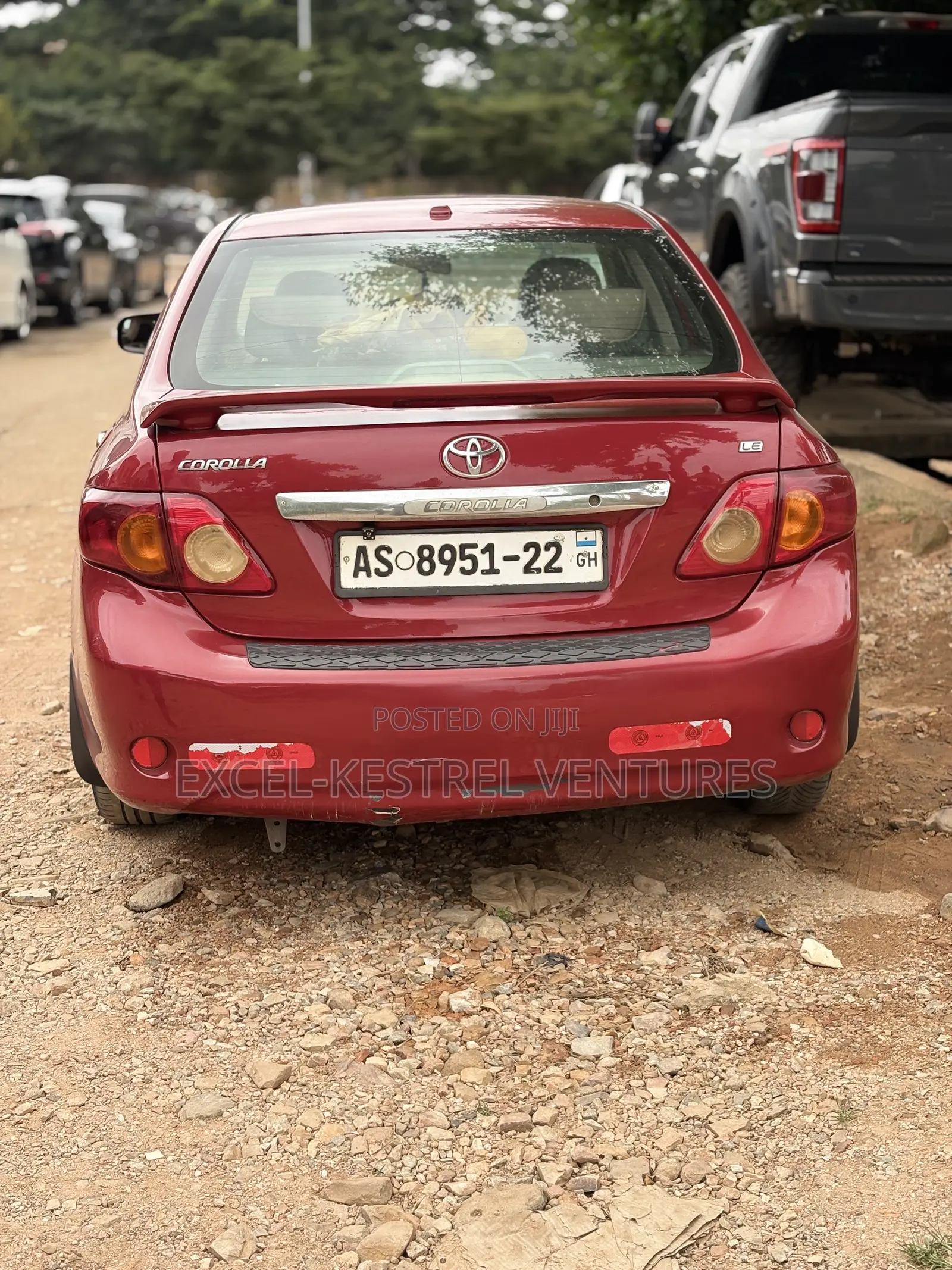 Toyota Corolla Base 4dr Sedan (1.8L 4cyl 5M) 2010 Red