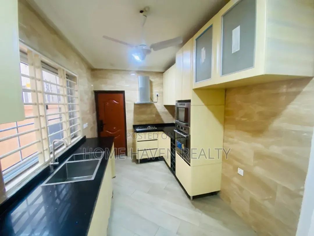 3bdrm House in Achimota Golf Hills, School Area for rent