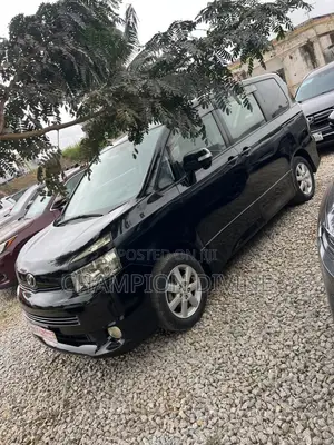 Toyota Voxy 2010 Black