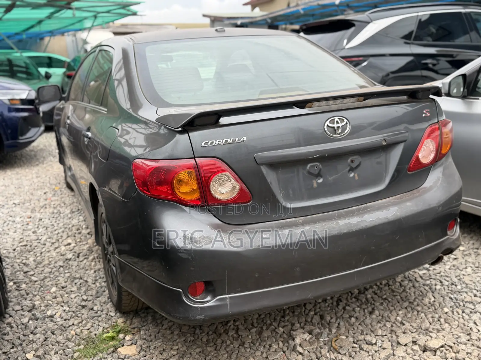 Toyota Corolla 2010 Gray