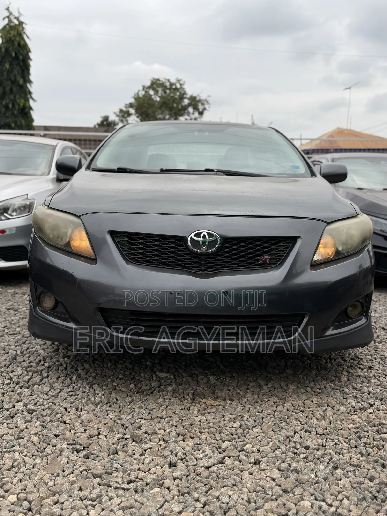Toyota Corolla 2010 Gray
