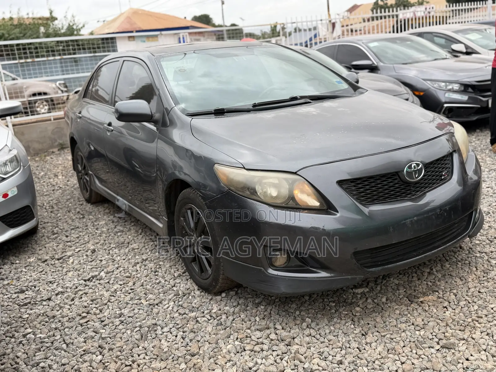 Toyota Corolla 2010 Gray