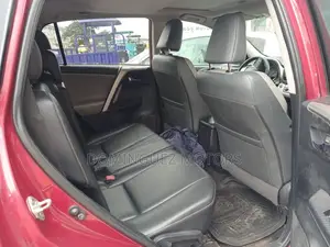 Toyota RAV4 2016 Red