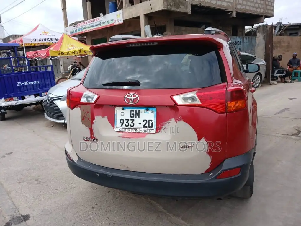 Toyota RAV4 2016 Red