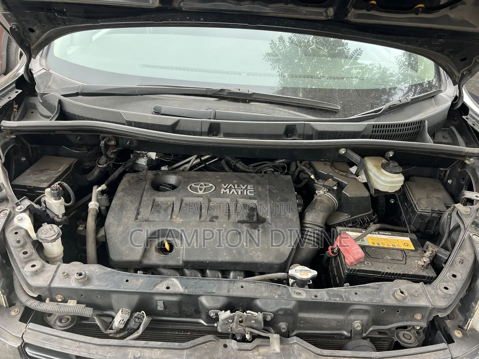 Toyota Voxy 2010 Black