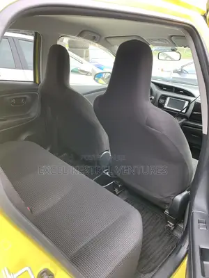 Toyota Vitz 1.3 FWD 5dr 2014 Yellow