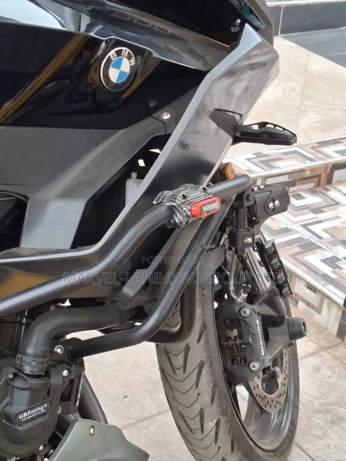 BMW 2024 Black