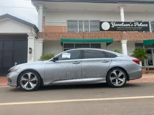 Honda Accord Sport (2.0L 4cyl Turbo 10A) 2019 Silver