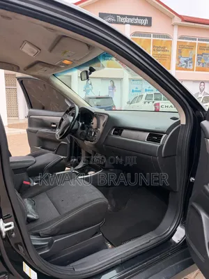 Mitsubishi Outlander 2018 Black