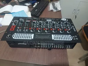 DJ Mixer 001