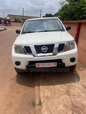 Nissan Frontier 2017 White