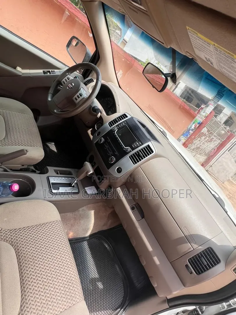 Nissan Frontier 2017 White