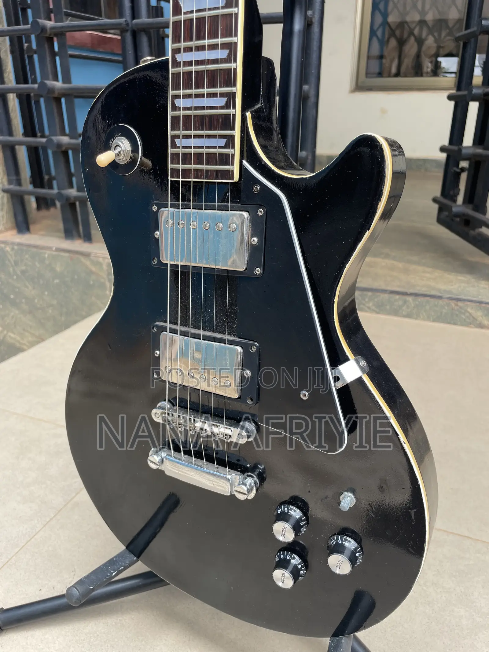 Kay’s Les Paul Guitar