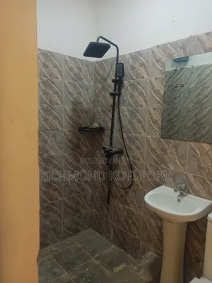 3bdrm Apartment in Spintex, Baatsona Total for rent