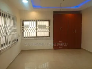 3bdrm Apartment in Spintex, Baatsona Total for rent