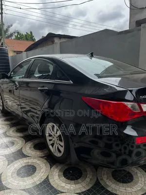 Hyundai Sonata 2011 Black