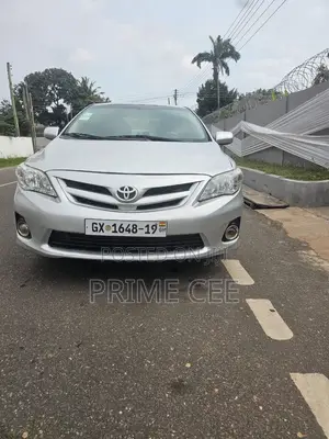 Toyota Corolla 2013 Gray