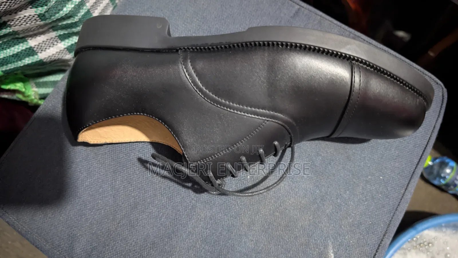 Toe Cap Shoe