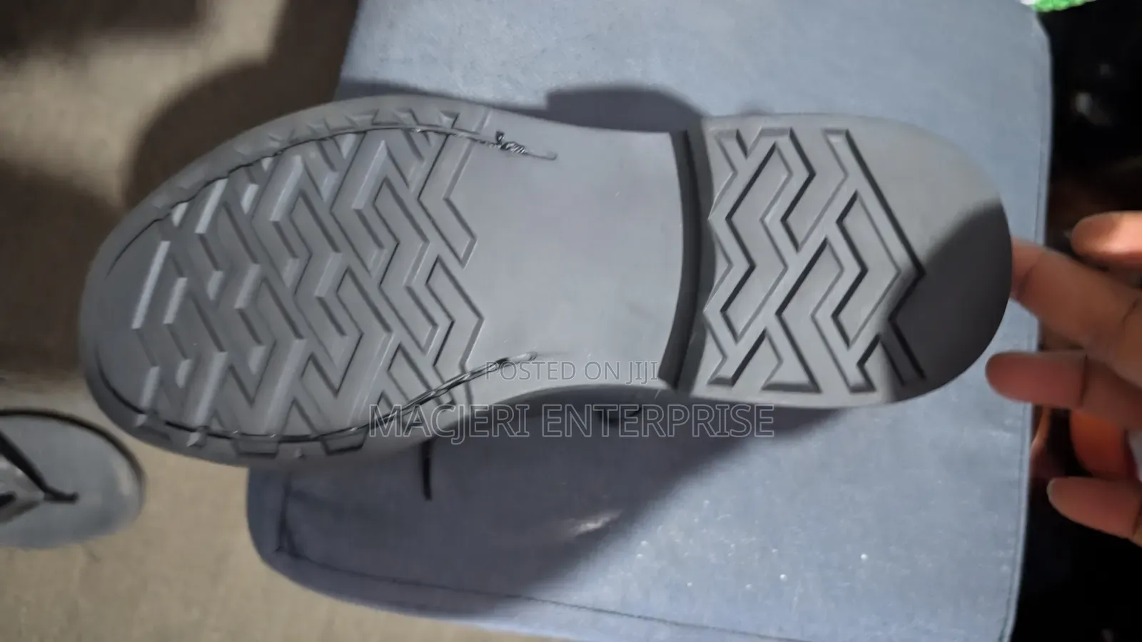 Toe Cap Shoe