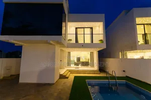 Furnished 3bdrm Duplex in School Junction for sale