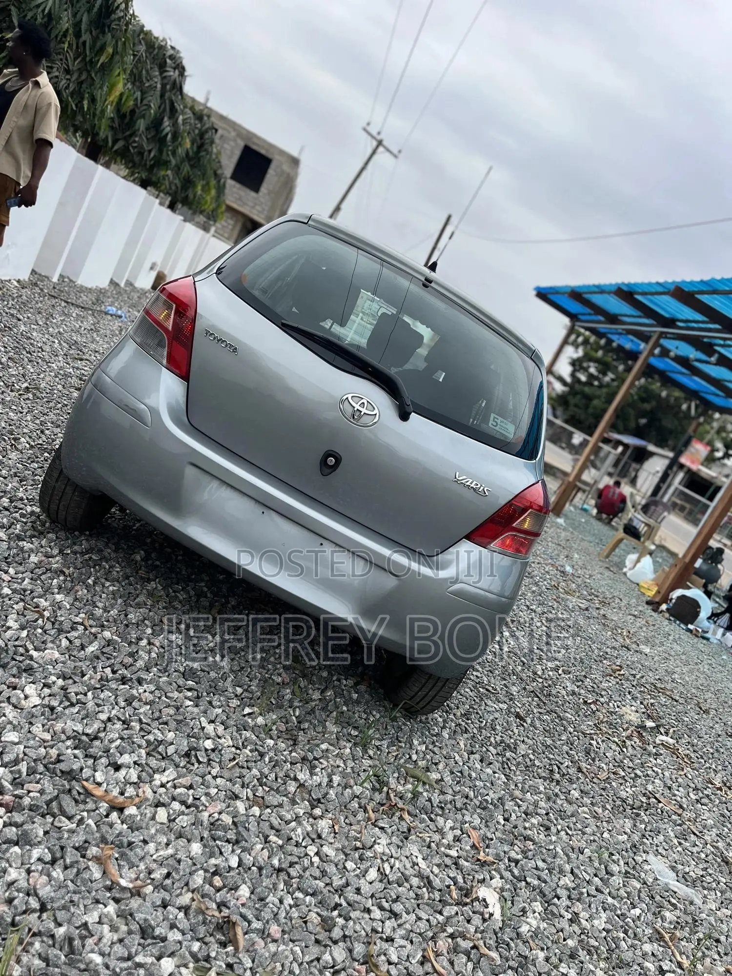 Toyota Yaris Base Hatchback 3dr 2010 Gray