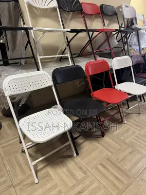 Flat Back Plastic Chairs