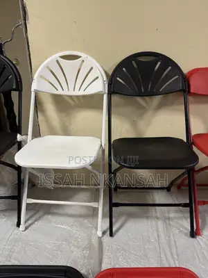 Flat Back Plastic Chairs