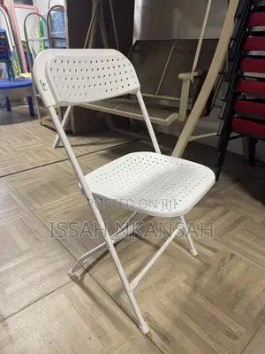 Flat Back Plastic Chairs
