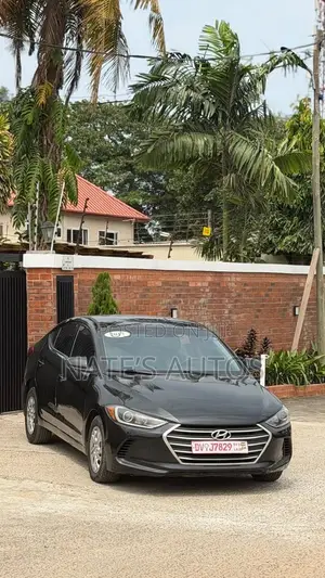 Hyundai Elantra SE Sedan FWD (2.0L 4cyl 6M) 2017 Black