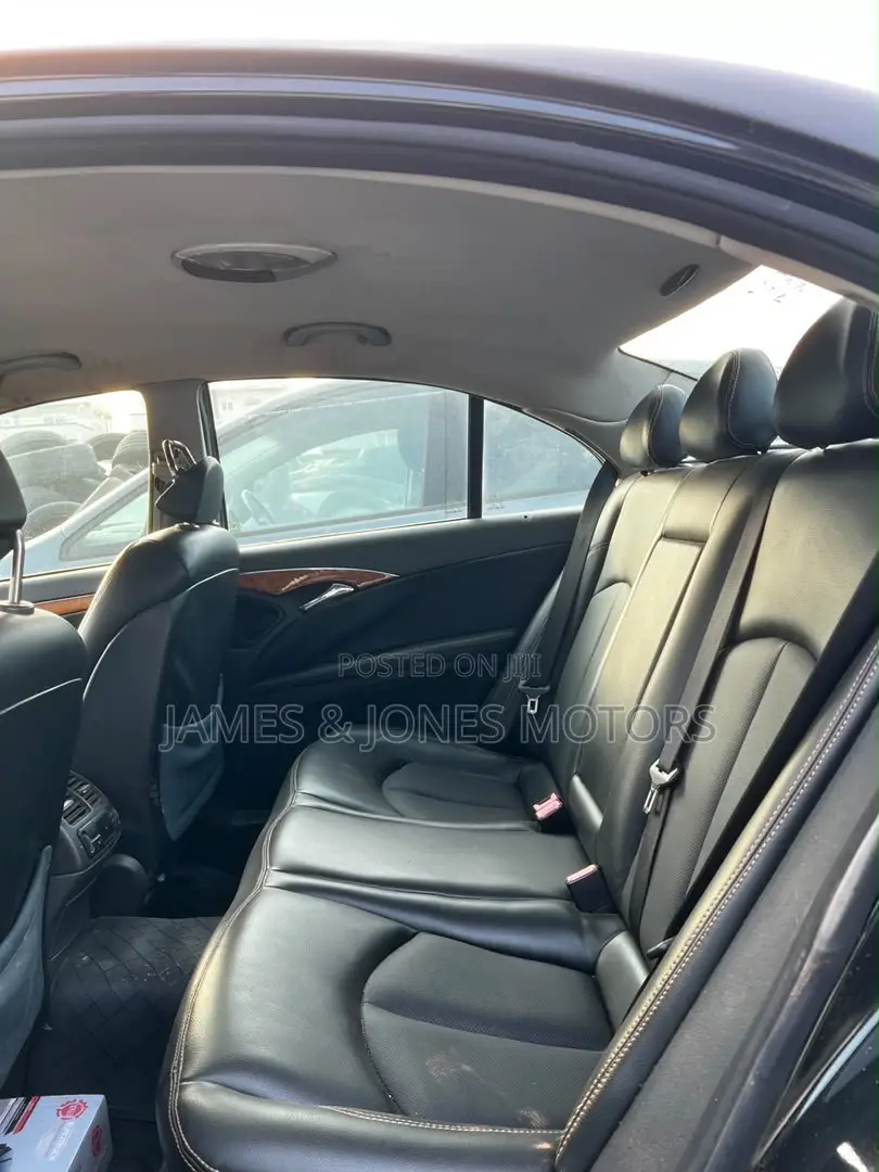 Mercedes-Benz E300 2003 Black