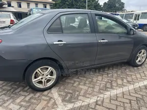 Toyota Yaris 2007 Gray