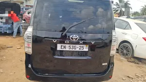 Toyota Voxy 2013 Black