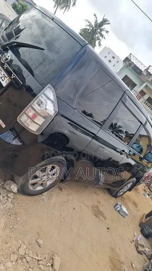 Toyota Voxy 2013 Black