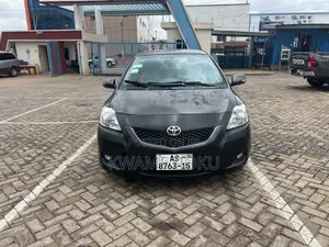 Toyota Yaris 2007 Gray