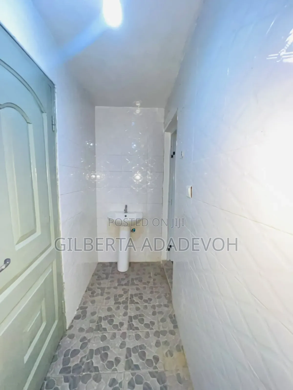 2bdrm Apartment in Borga Homes, Danfa for rent