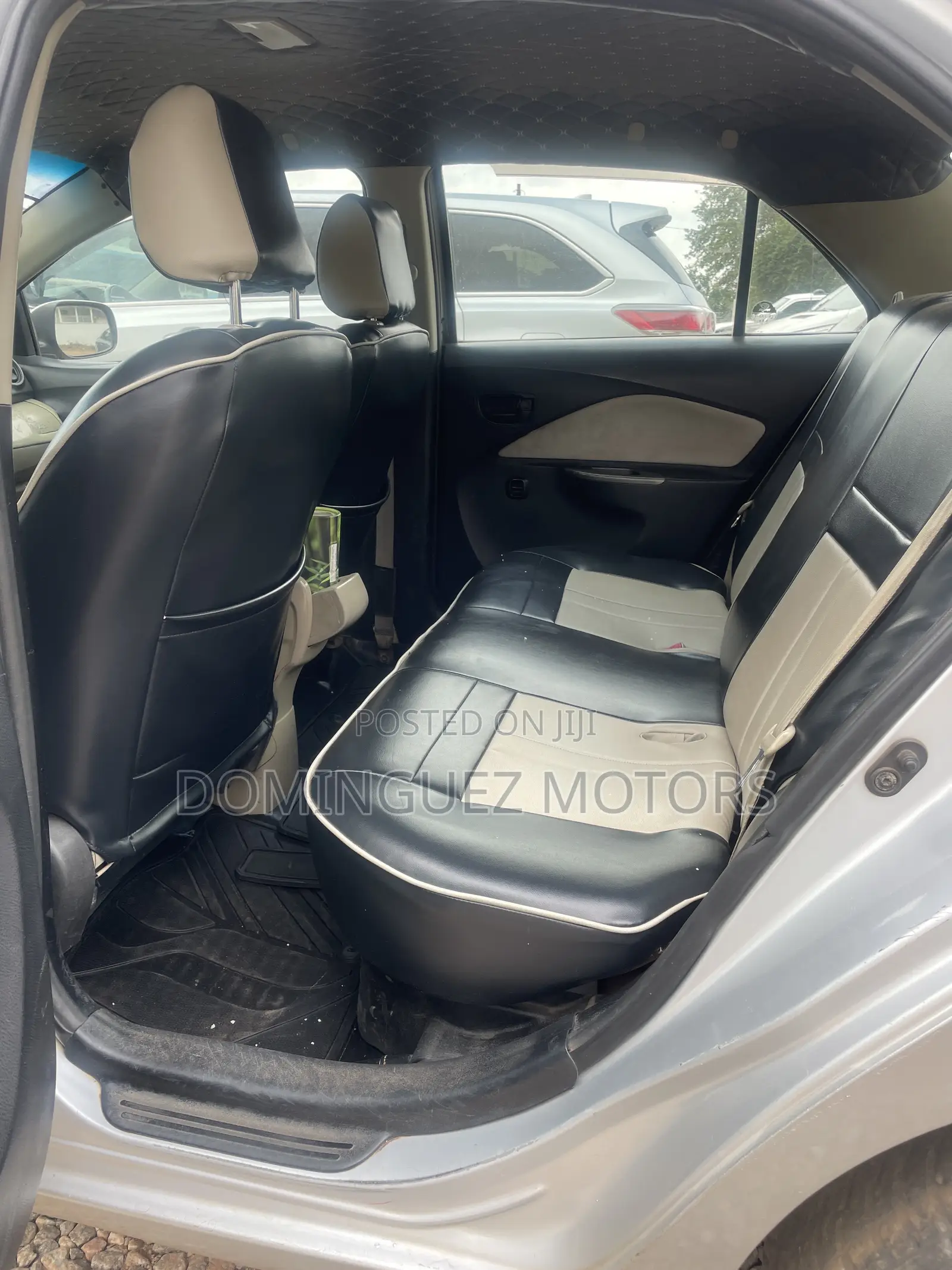 Toyota Belta 2010 Silver