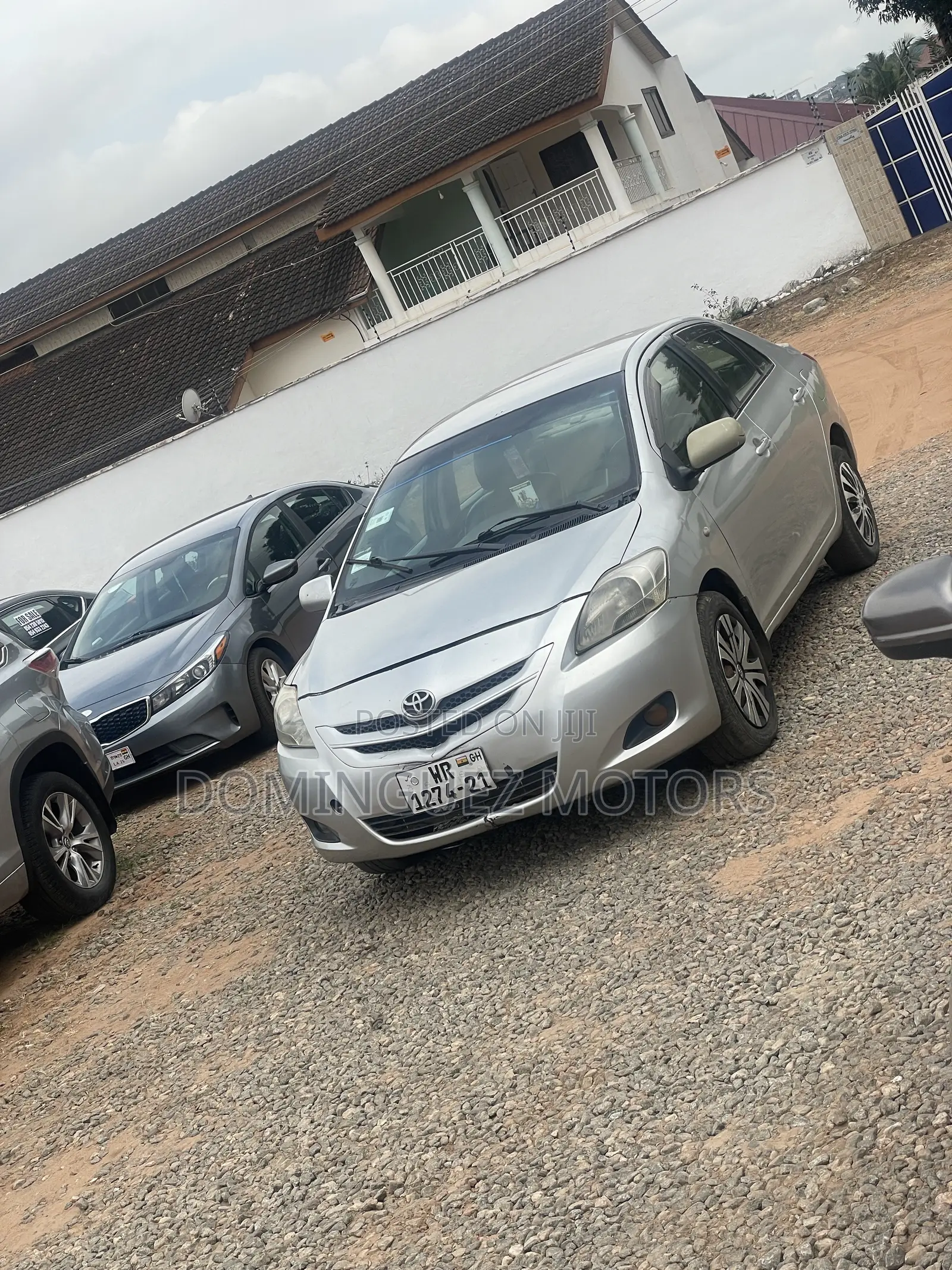 Toyota Belta 2010 Silver