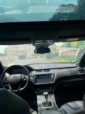 Car 2016 White