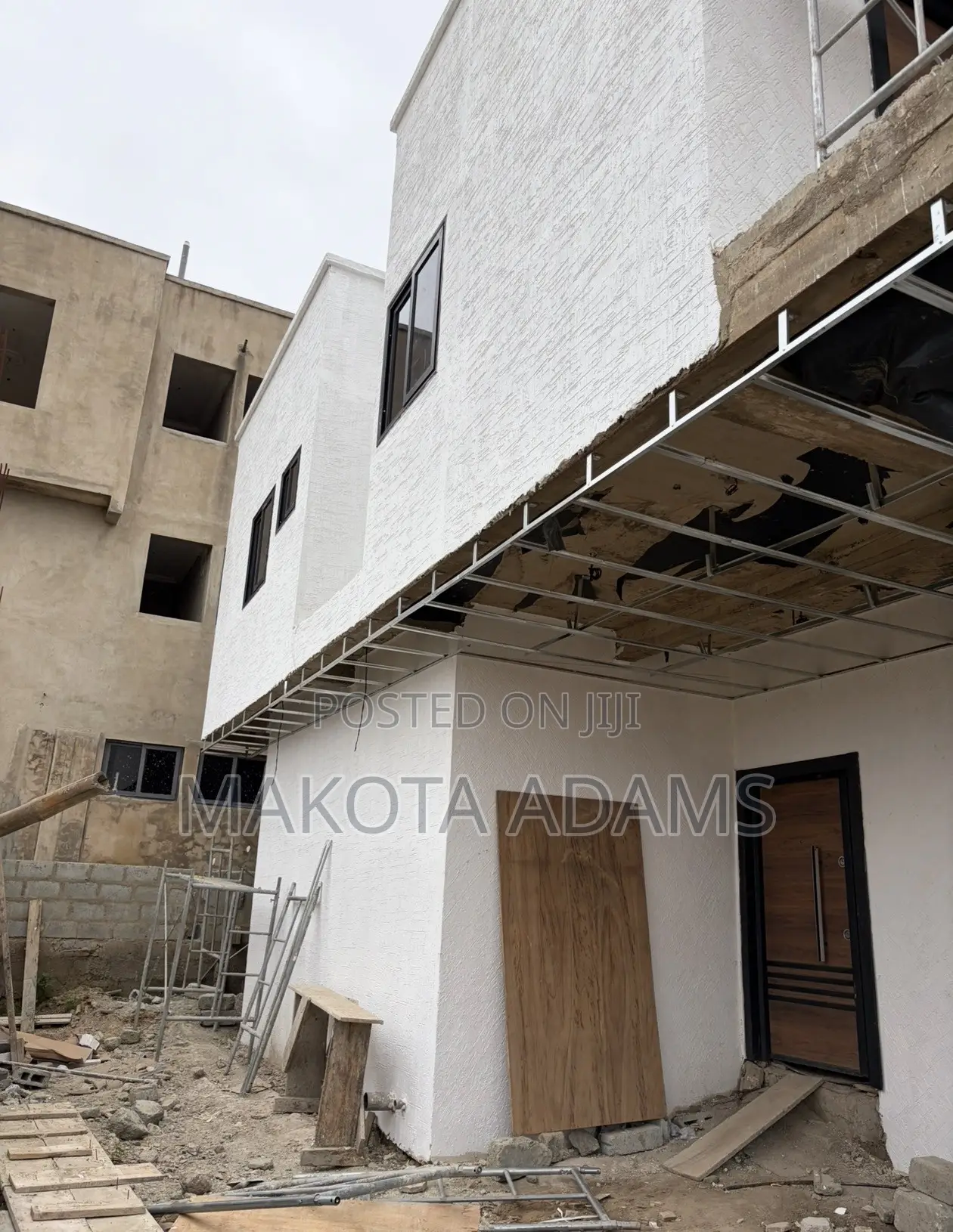 4bdrm Townhouse/Terrace in Axe Court, Pillar 2 for sale