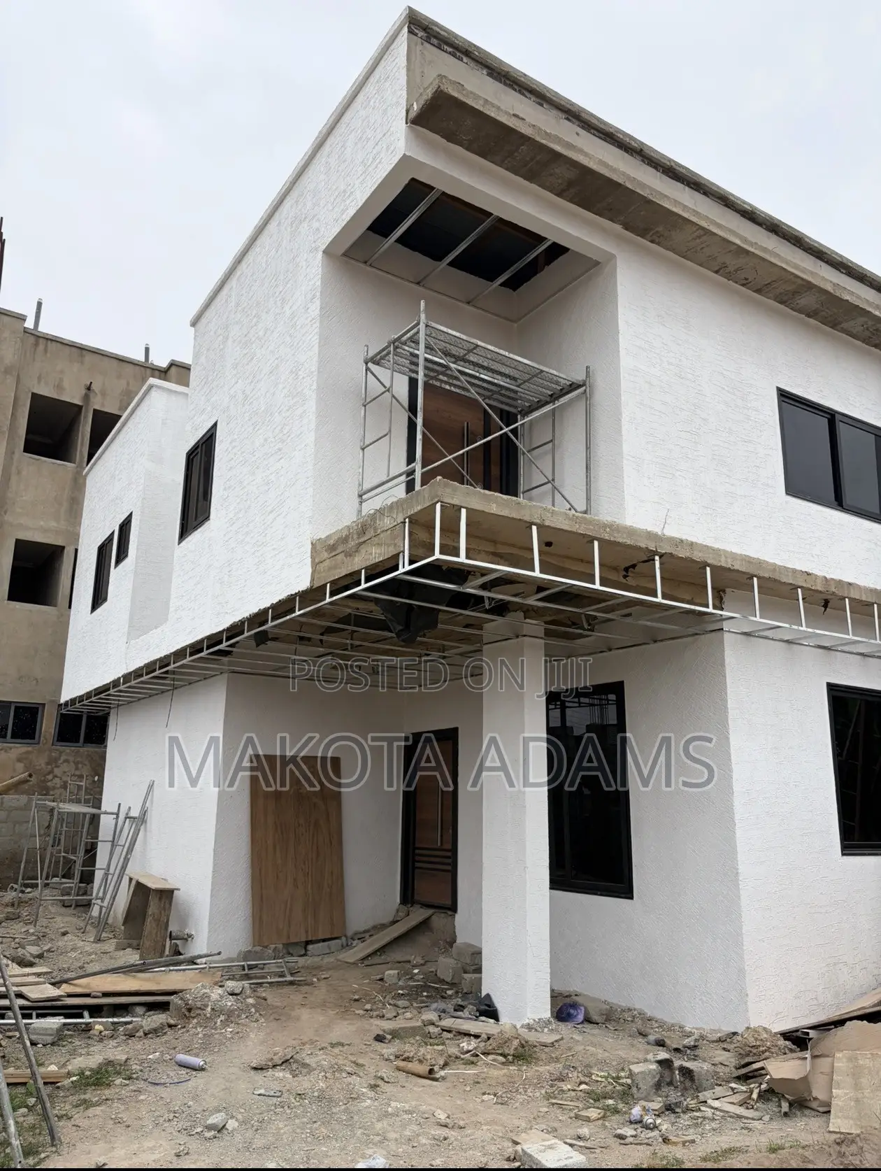 4bdrm Townhouse/Terrace in Axe Court, Pillar 2 for sale
